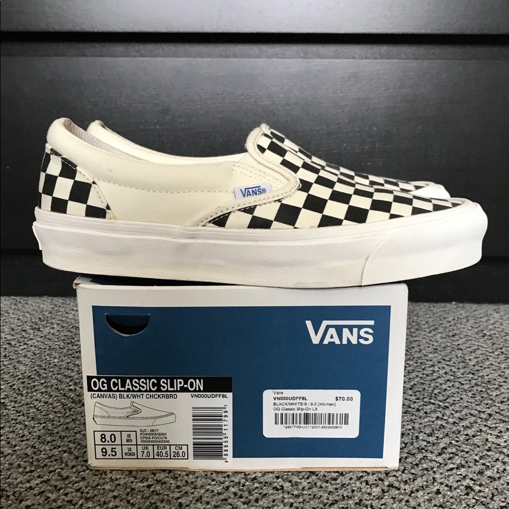 Vans OG classic slip-on blk/wht checkerboard.